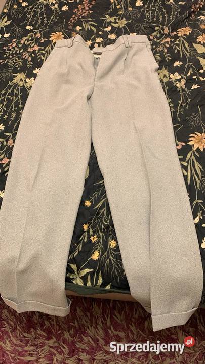 Garnitur męski jasnoszary sprzedam