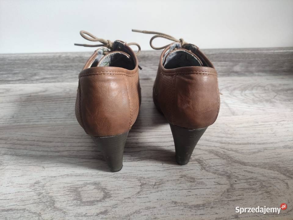 Półbuty na obcasie Street Feet rozmiar 38 małopolskie Jawiszowice