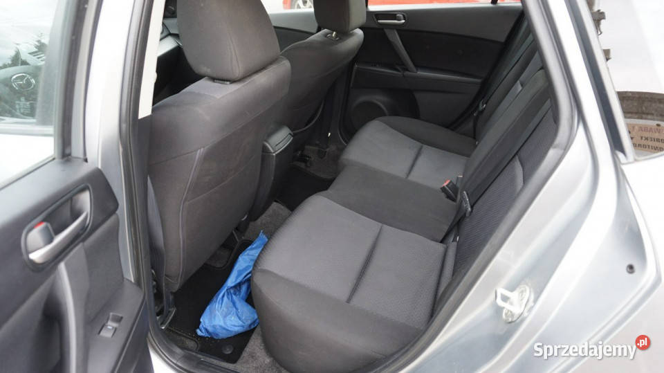 Mazda 3 zarejestrowany ubezpieczony Gwarancja II