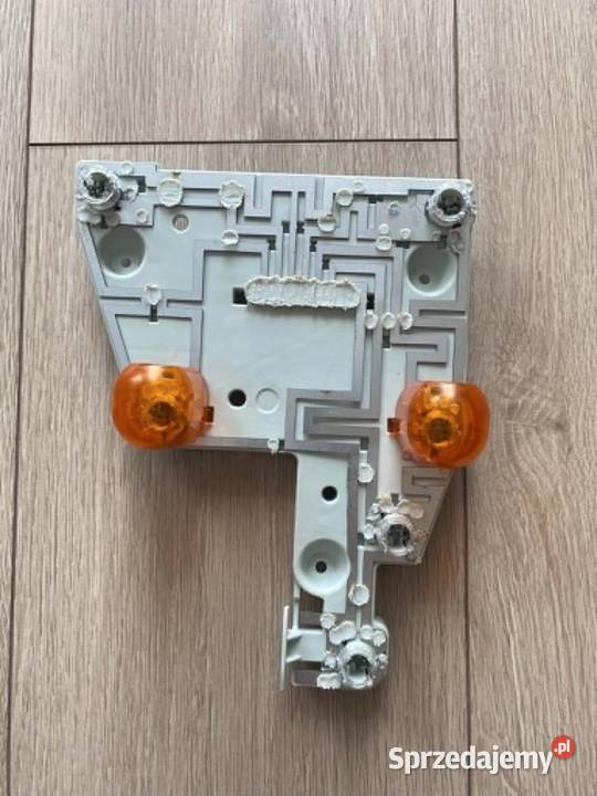 Wkład lampy lewy prawy tył W 211 2118200177 Lampy cofania Lampy cofania Sadowie