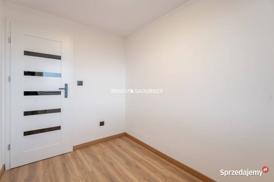 Do sprzedaży mieszkanie 518m2 3 pok Karniowice