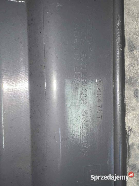 Oryginalne osłony wewnętrzne nakładki progowe GM Włocławek