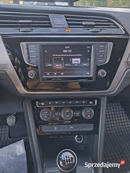 VW Touran 16TDI 7 osób gniazdo AUX Touran Konin