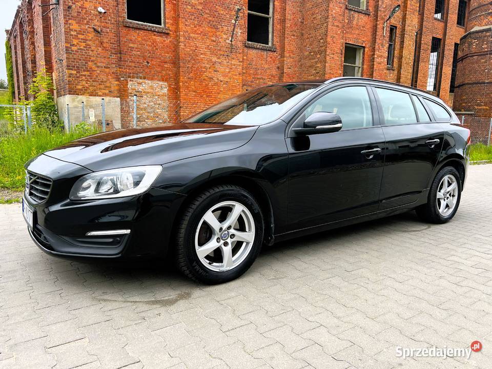 Volvo V60 Benzyna Zarejestrowany Navi Czujniki bluetooth mazowieckie Płock