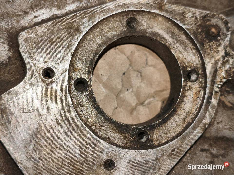 Plaster pokrywa rozrządu silnika KMZ M72 Leszno sprzedam