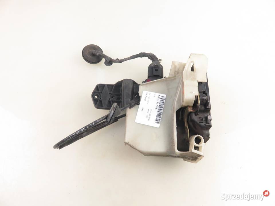 ZAMEK PRAWY PRZEDNI VW PASSAT B5