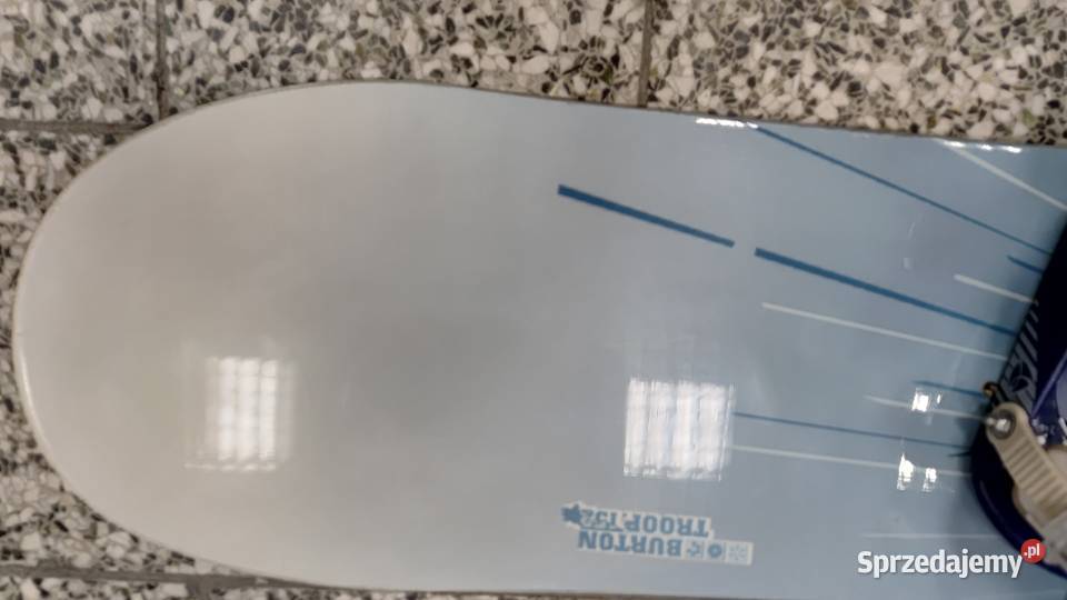 Deska snowboardowa BURTON 152 wiązania Burton Dębica sprzedam