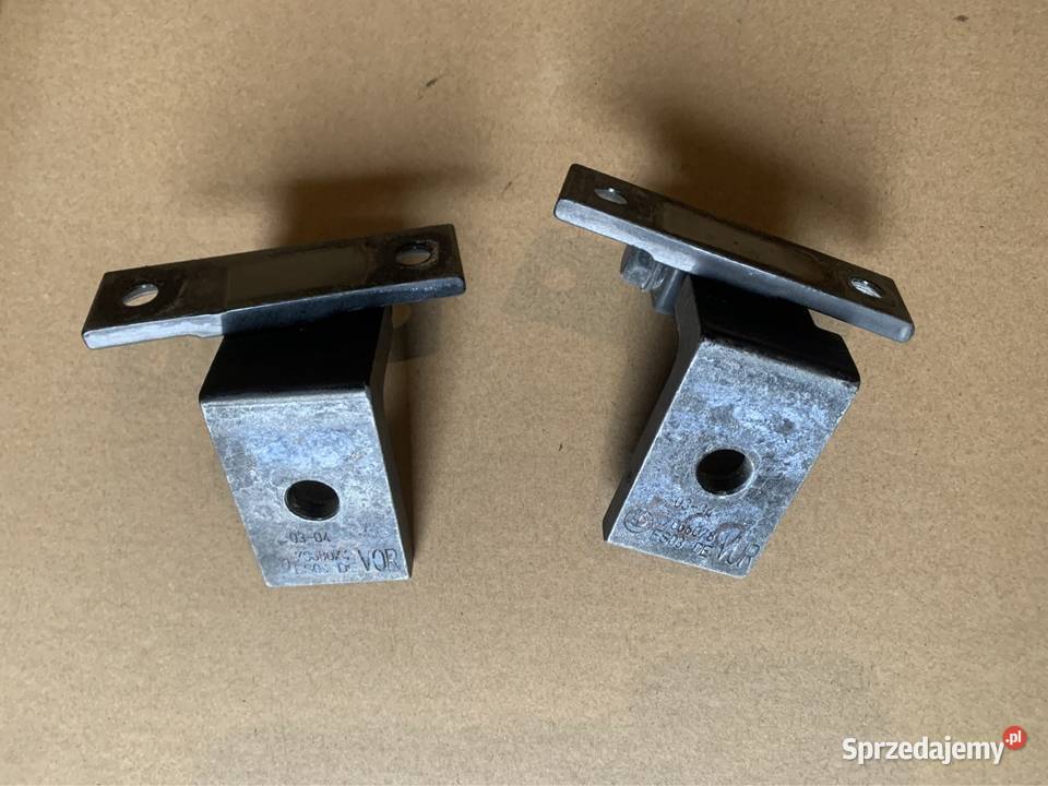 7068078 zawias zawiasy drzwi prawy bmw 5 e60 e61 Szczecin
