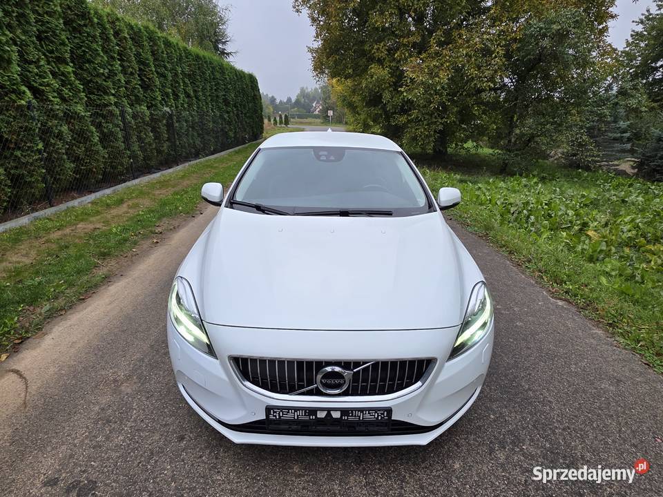 Volvo v40 D4 190 automat bezwypadkowy opłacony Lublin sprzedam