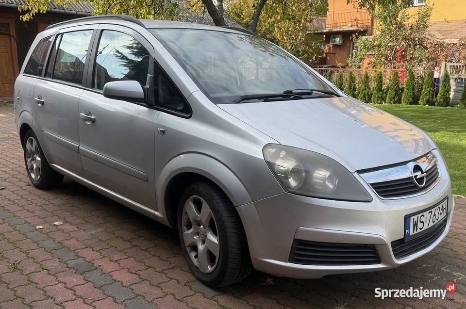Opel Zafira 19 CDTI 20052006 7 osób Rok produkcji 2005