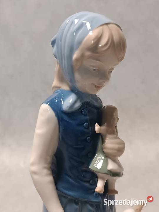 LIPPELSDORF 12204 Porcelanowa Figurka małopolskie Zakopane sprzedam