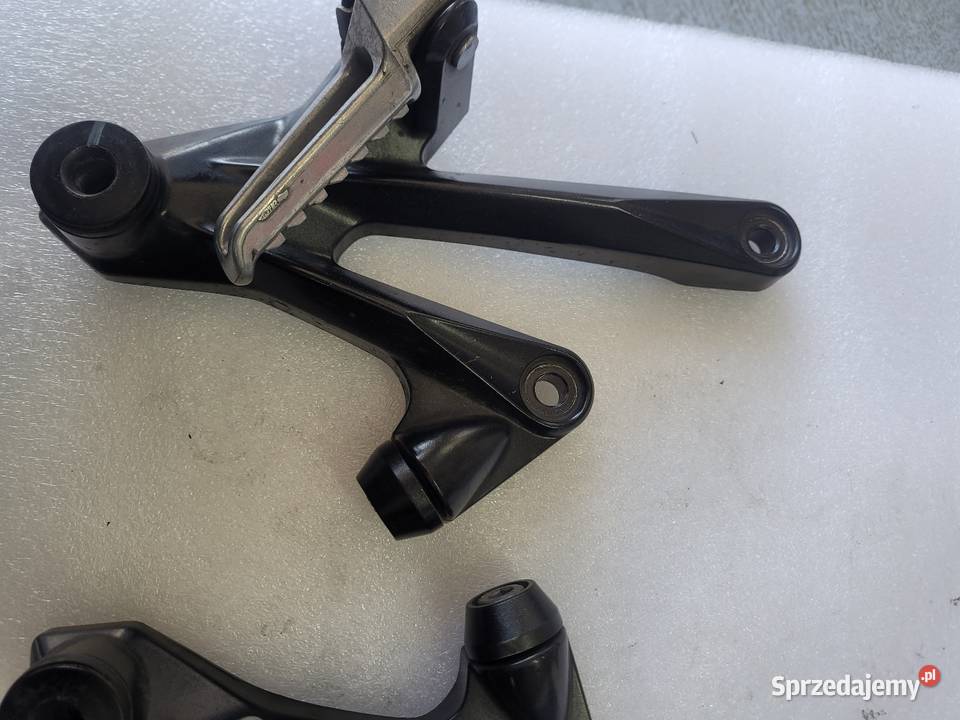 Kawasaki ZZR 1400 PODNÓŻEK PASAŻERA SET LEWY Podnóżki i stopki sprzedam