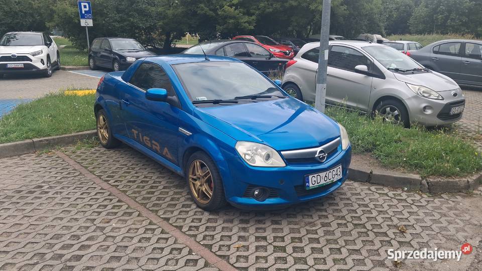 Opel Tigra 2005r 14 bezyna przebieg 158 3900zl 1400cm3 Gdańsk