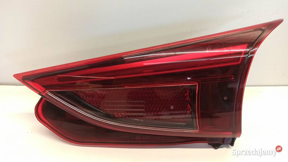 MAZDA 3 LAMPA PRAWY TYŁ RHD B45C513F0 sprzedam