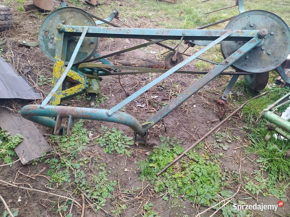 Pług 2 skibowy przewracają do siana
