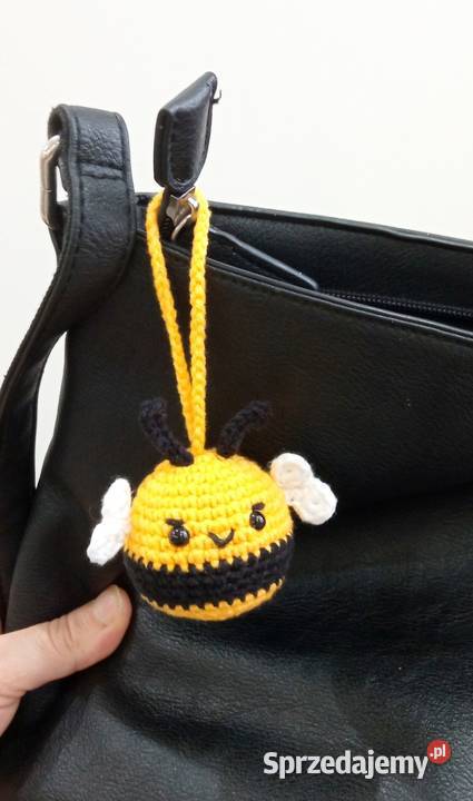 Pszczółka wykonana na szydełku brelok zawieszka łódzkie Łask