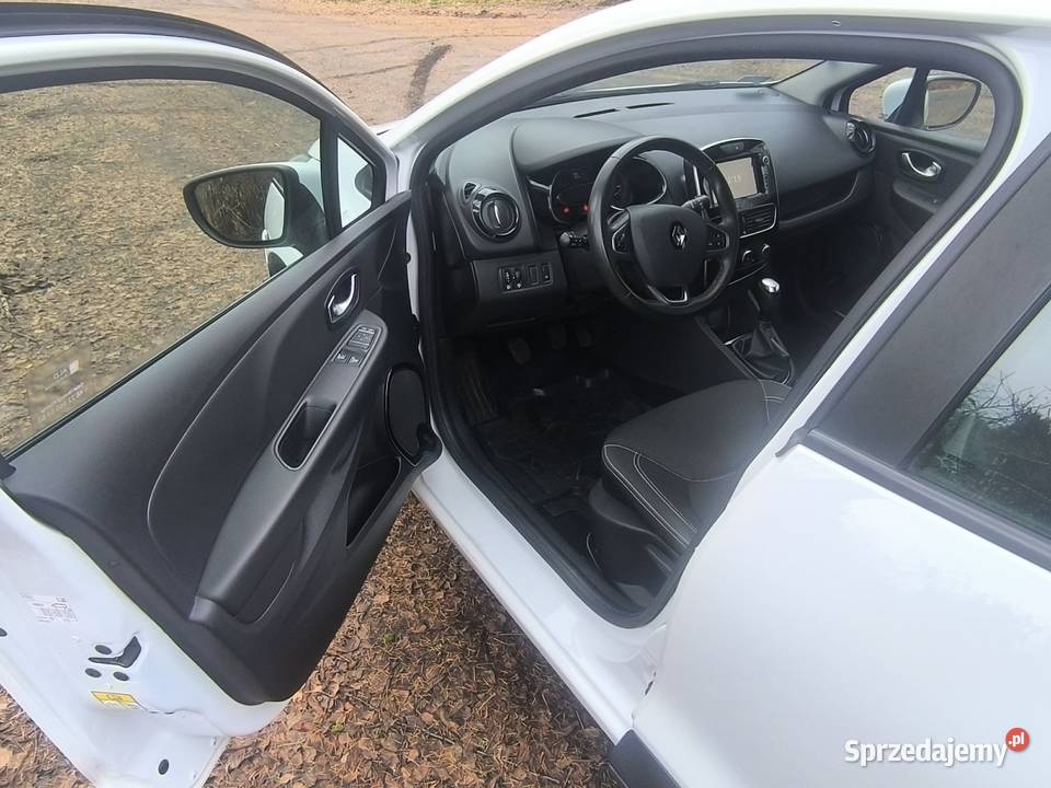 Salon Polska Renault Clio IV kombi 2018 Clio Śrem