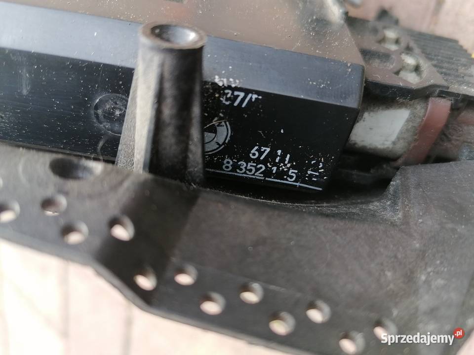 BMW E39 ZAMEK DRZWI PRAWY PRZÓD EUROPA 8352165 lubuskie Skwierzyna sprzedam