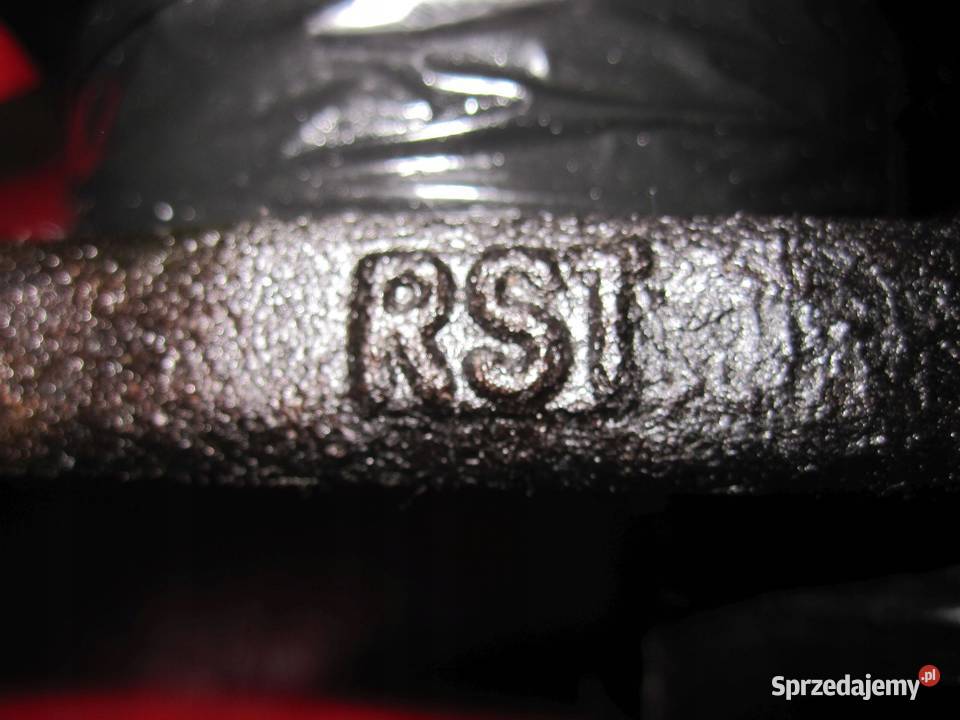 AUDI A3 32 V6 4X4 04R 250 BUB WAŁ KORBOWY Z sprzedam