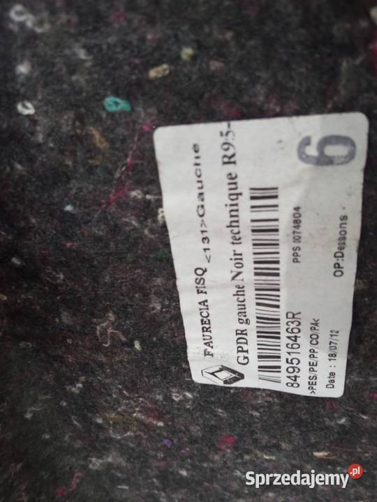 TAPICERKA BOCZEK PRAWY LEWY TYŁ ROLETY BAGAŻNIKA Rok produkcji 2012