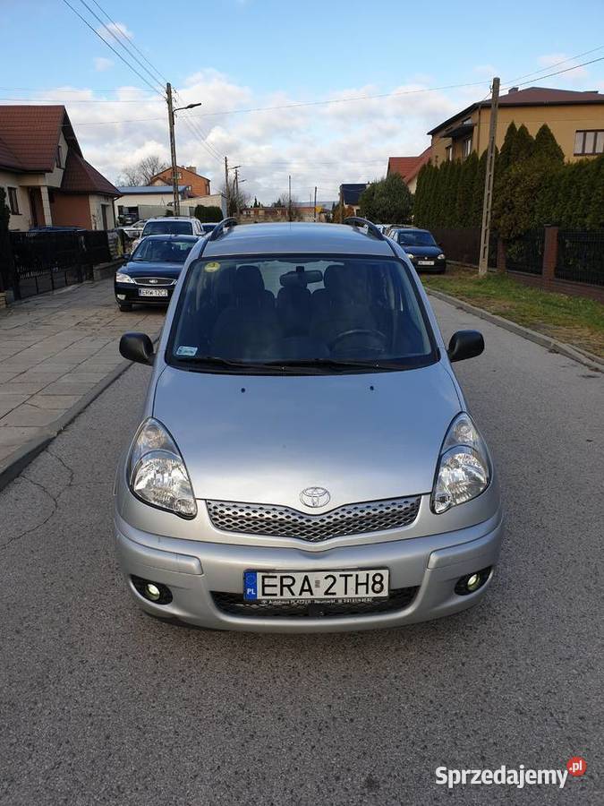 Toyota Yaris Verso 14 d4d zarejestrowana stan ABS Rawa Mazowiecka