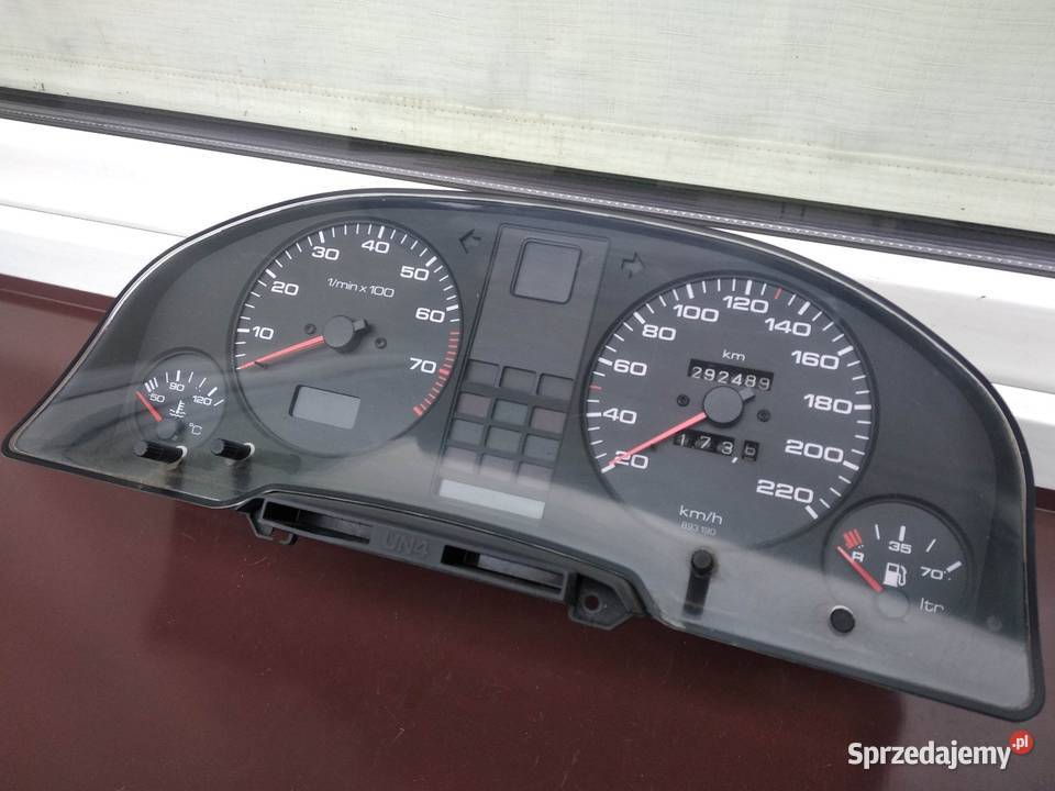 Audi 80 B3 B4 licznik zegary prędkościomierz UN4 Sieradz