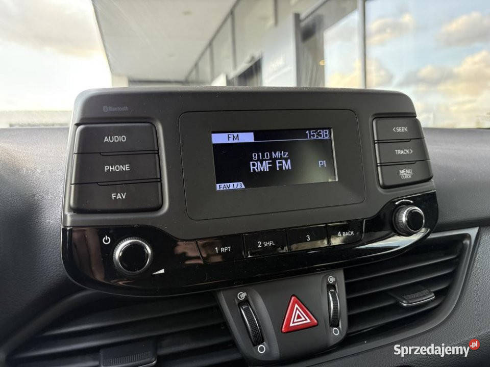 HYUNDAI i30 2020r dwa kpl opon mazowieckie Warszawa sprzedam