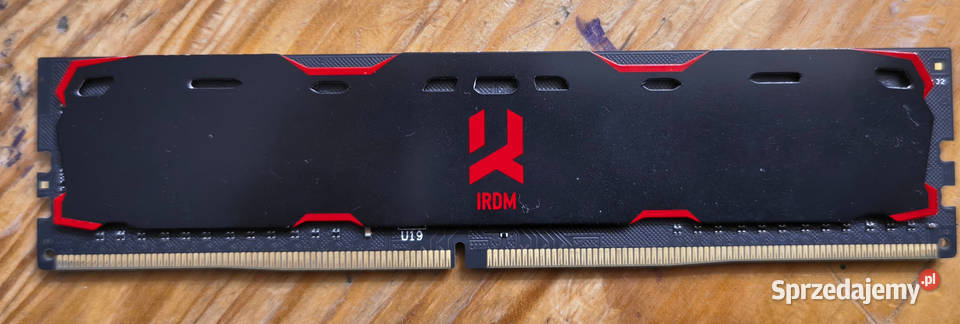 GoodRam 8 GB IRDM 2400D464L MHz 151515 CL15 Sosnowiec