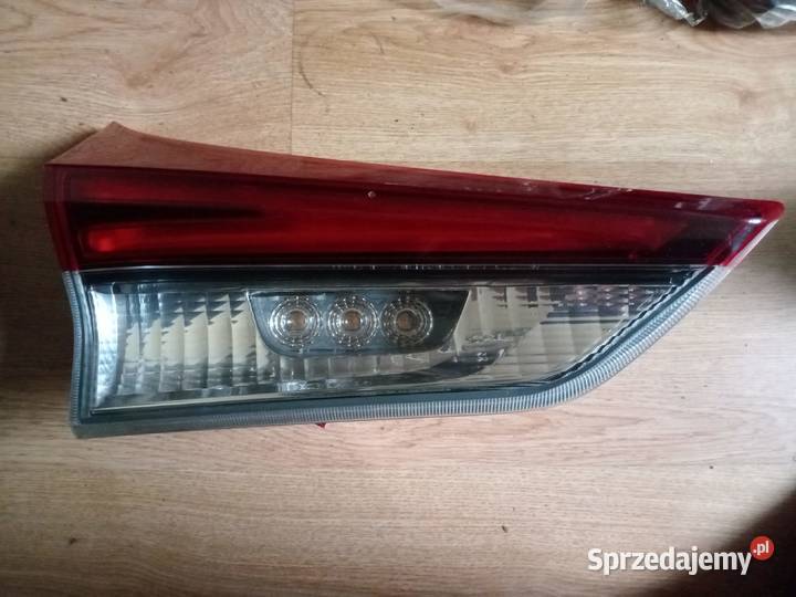 Toyota auris lampa tył lewa Krotoszyn