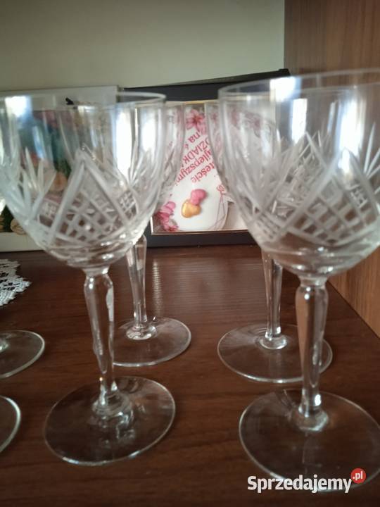 Kieliszki kryształowe do wina