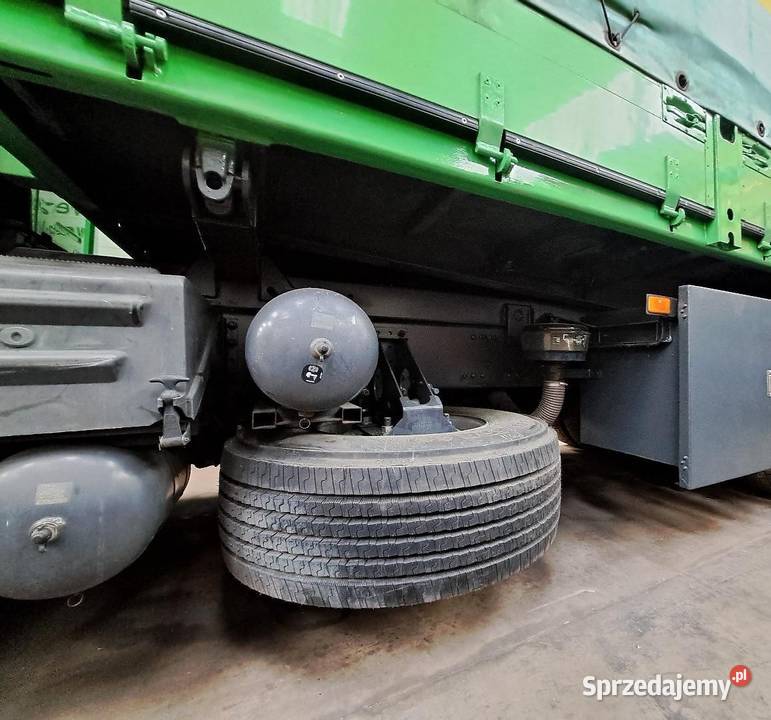 Wywrotka z wydmuchem do zboza paszy peletu kabina sypialna Warszawa