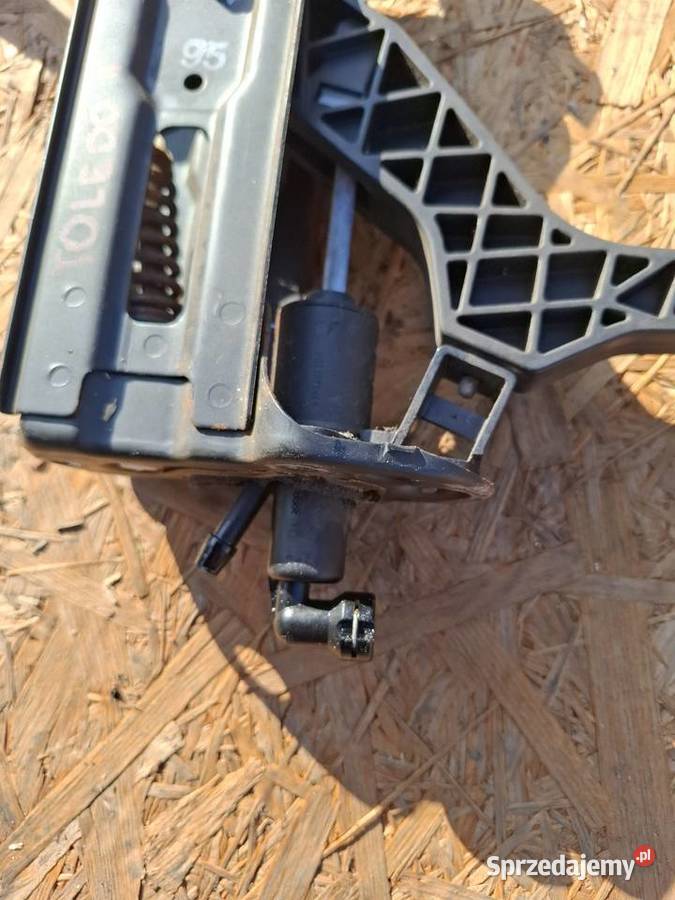 Pedał sprzęgła 1J1721321C Golf IV A3 8L Toledo