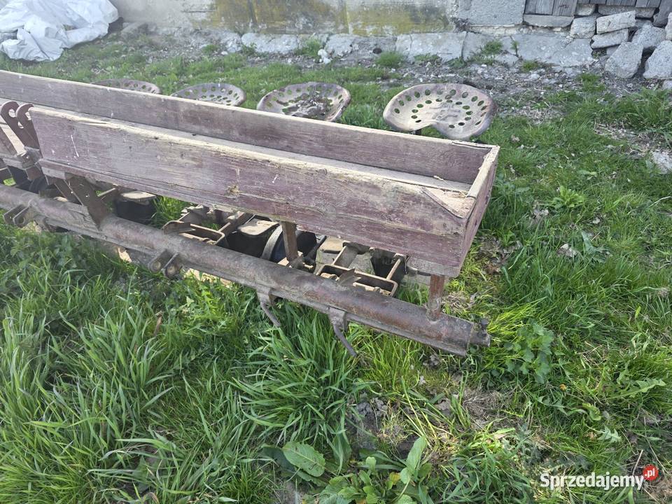 Sadzarka do kapusty i innych warzyw nieuszkodzony Charsznica sprzedam