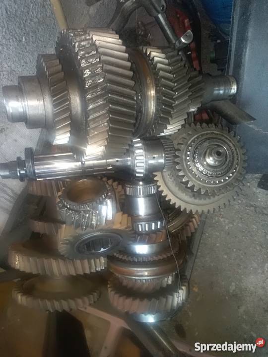 części massey ferguson 3690dynashift 3630 silnik Ostrów Wielkopolski