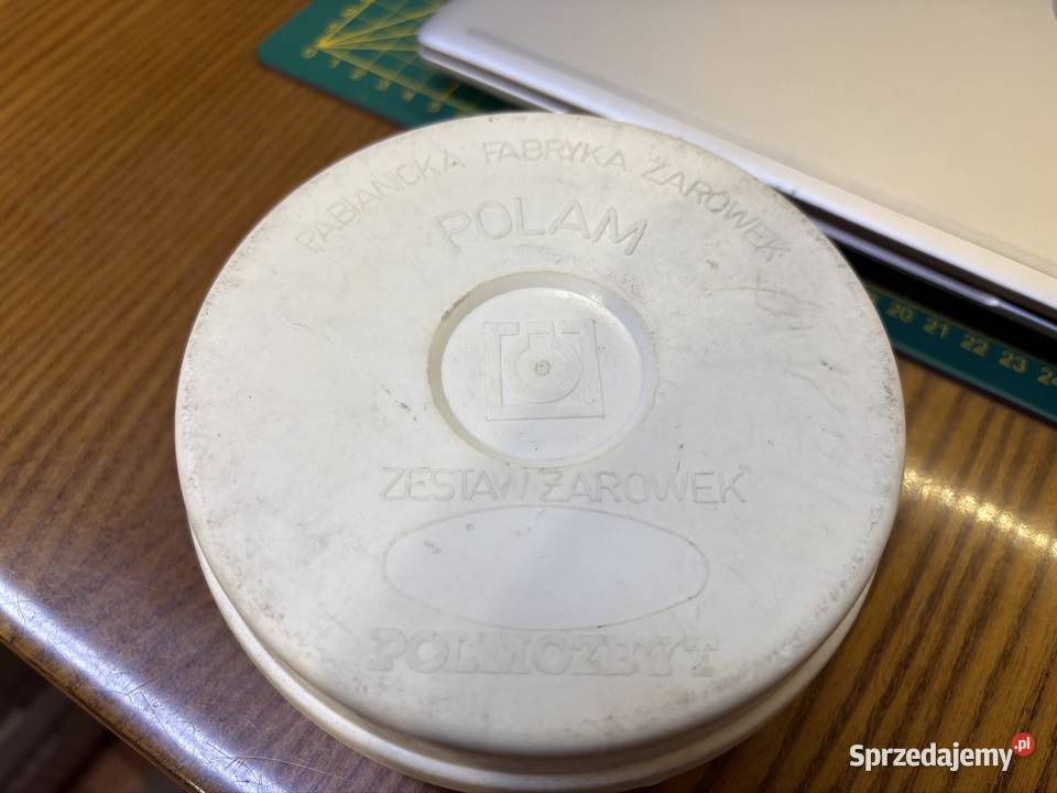 Zestaw żarówek PRL Fiat 126p 125p Syrena Żuk Pozostałe Trzebinia