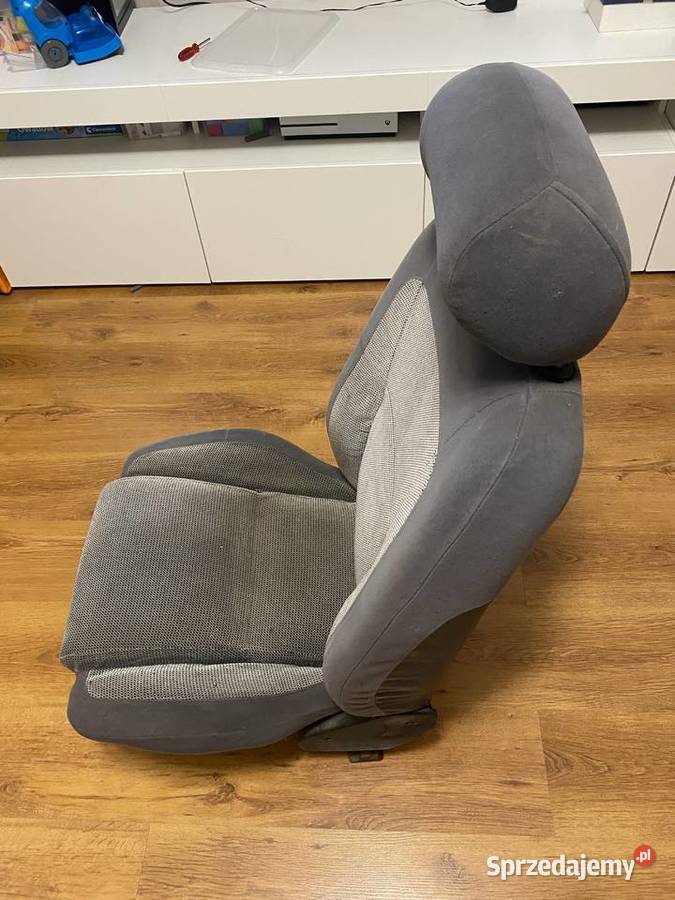 Fotele Ford Escort mk4 łódzkie Drzewica sprzedam