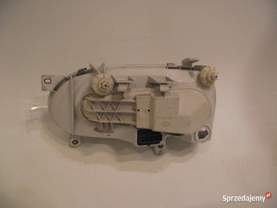 Vw Golf 3 Reflektor prawy GTI Hella osobowe Lampy przednie