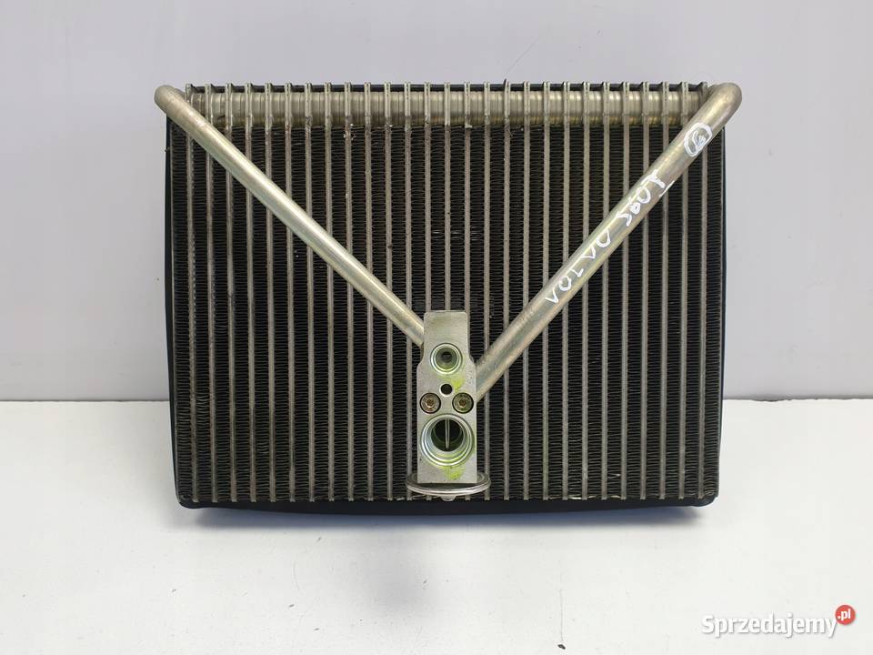 Volvo S60 V70 CHŁODNICZKA NAGRZEWNICY 31101177 osobowe