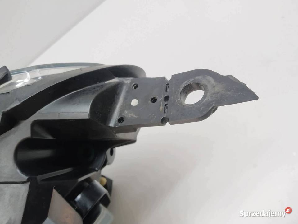LAMPA PRZÓD PRAWA EUROPA 9808572580 Peugeot świętokrzyskie