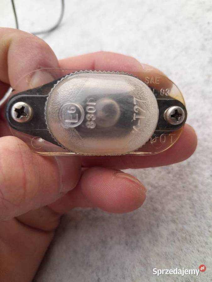 lampka tablicy rejestracyjnej Monterey A Tomaszów Mazowiecki sprzedam