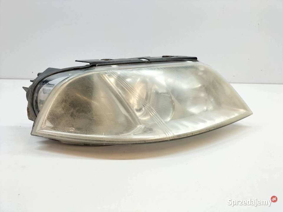 LAMPA PRZÓD PRAWA LIFT FL VW Volkswagen Passat V sprzedam