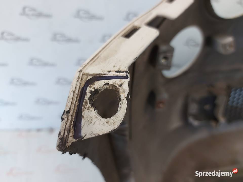 FIAT 500 10r zderzak przód 735426888 osobowe świętokrzyskie