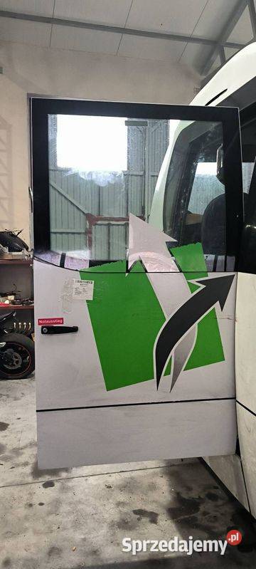 DRZWI PRAWE TYŁ IVECO COMPA Lipno sprzedam