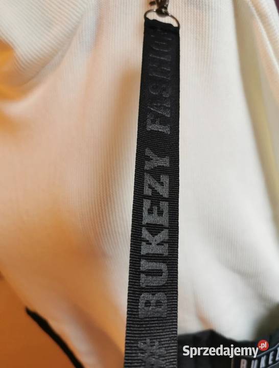 Sweter półgolf Bukezy Rozmiar uniwersalny sprzedam