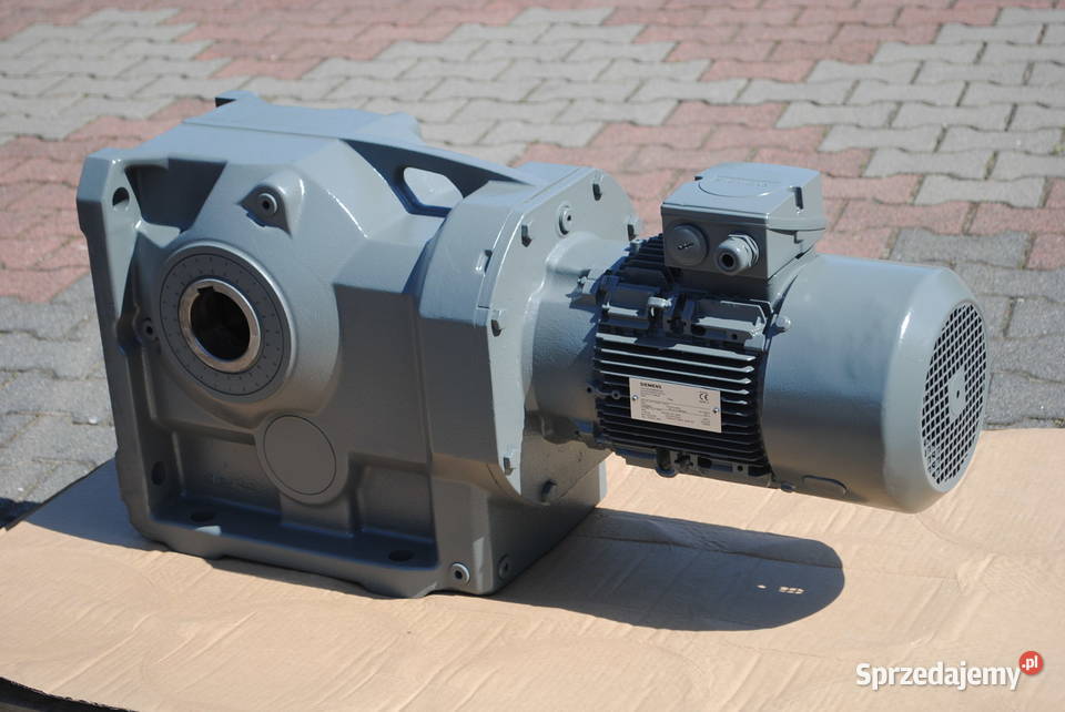 Motoreduktor kątowy 4kw 9obrmin SIEMENS Kargowa