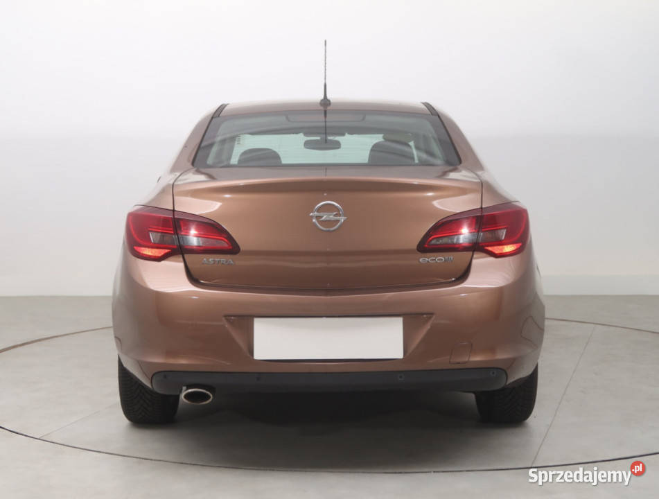 Opel Astra 14 T LPG tempomat dolnośląskie Bielany Wrocławskie