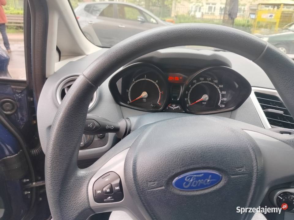 Ford Fiesta 14 TDCi 2011r polski salon Lublin