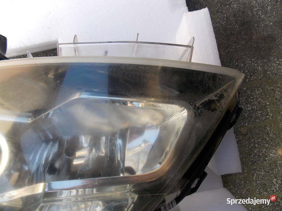 Reflektor przedni Koleos I xenon lewy 26060 JY sprzedam
