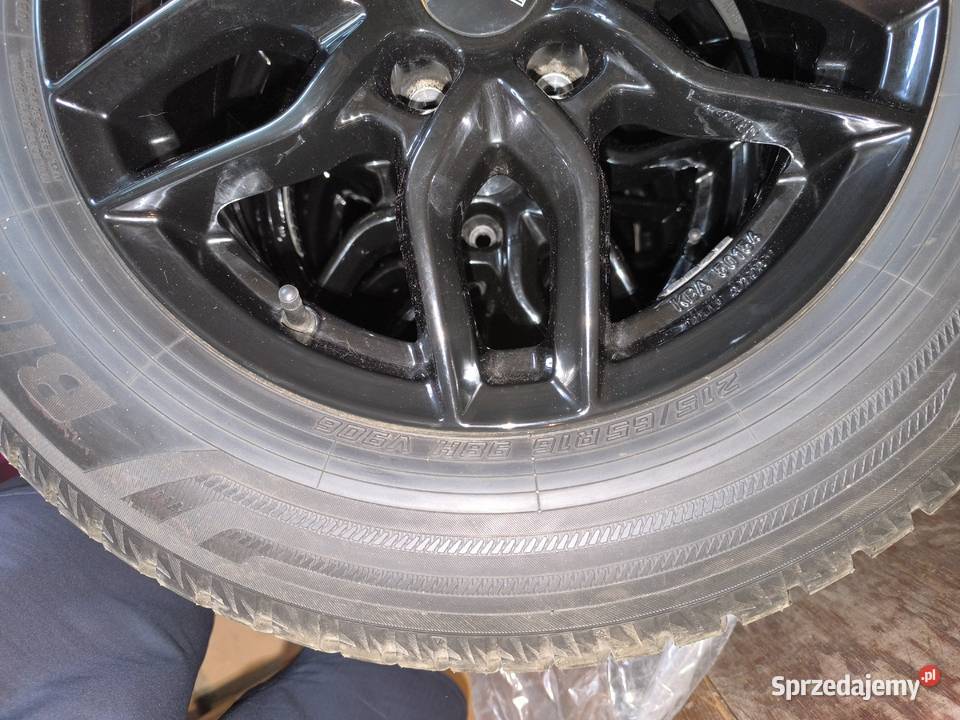 Opony zimowe Yokohama 21565 R16 65