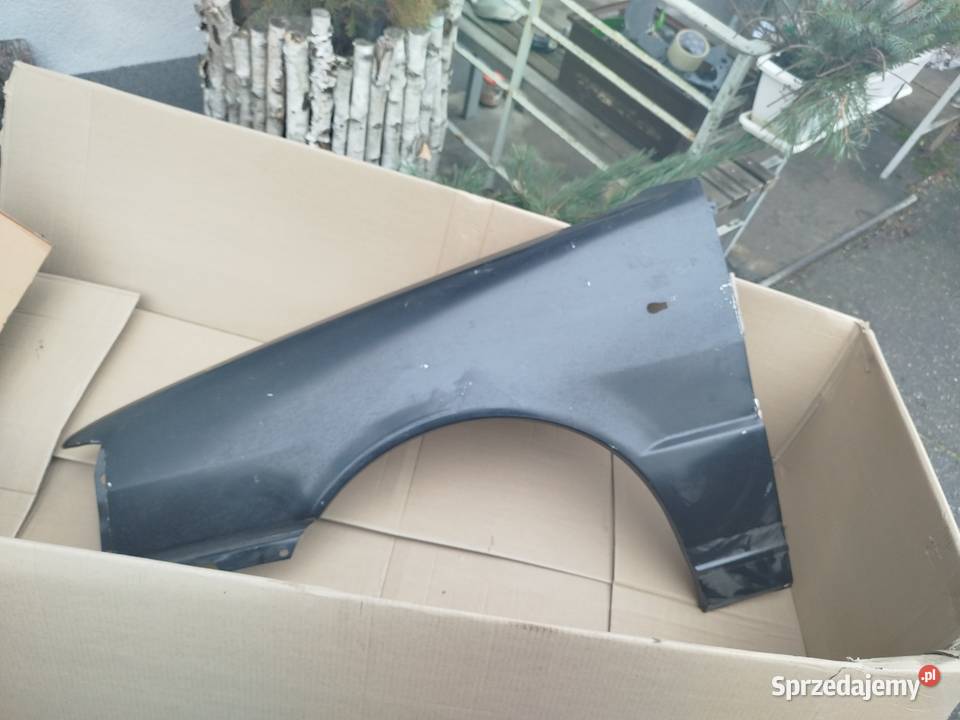 Fiat uno MK1 błotnik lewy przód Ryn